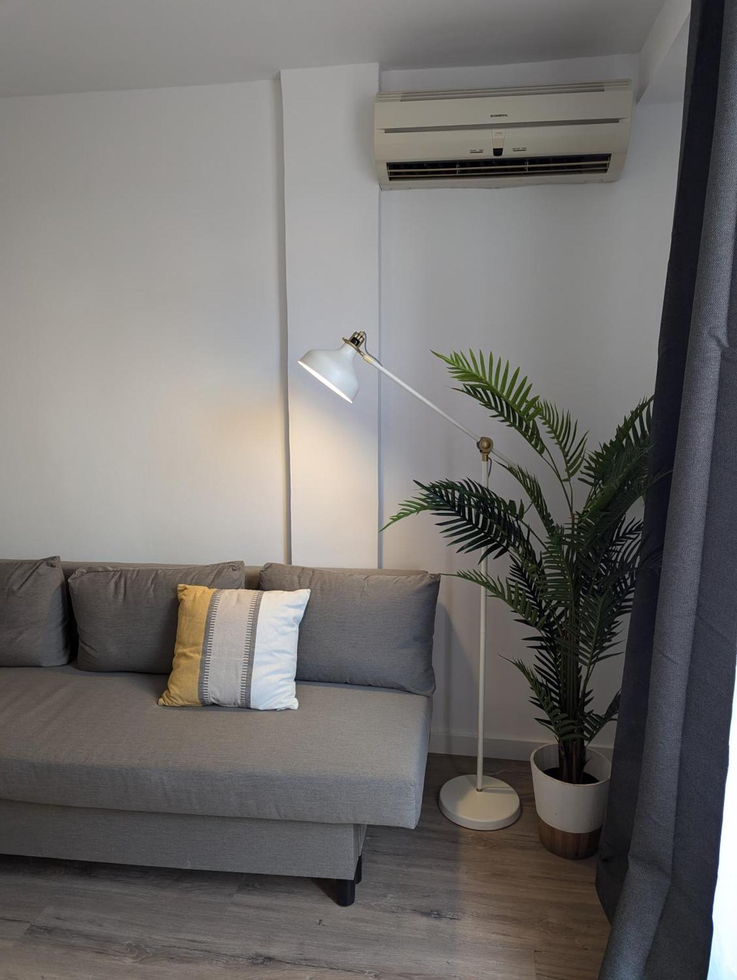 Caliu Apartments Barcelona - Fira Оспиталет-де-Льобрегат Экстерьер фото
